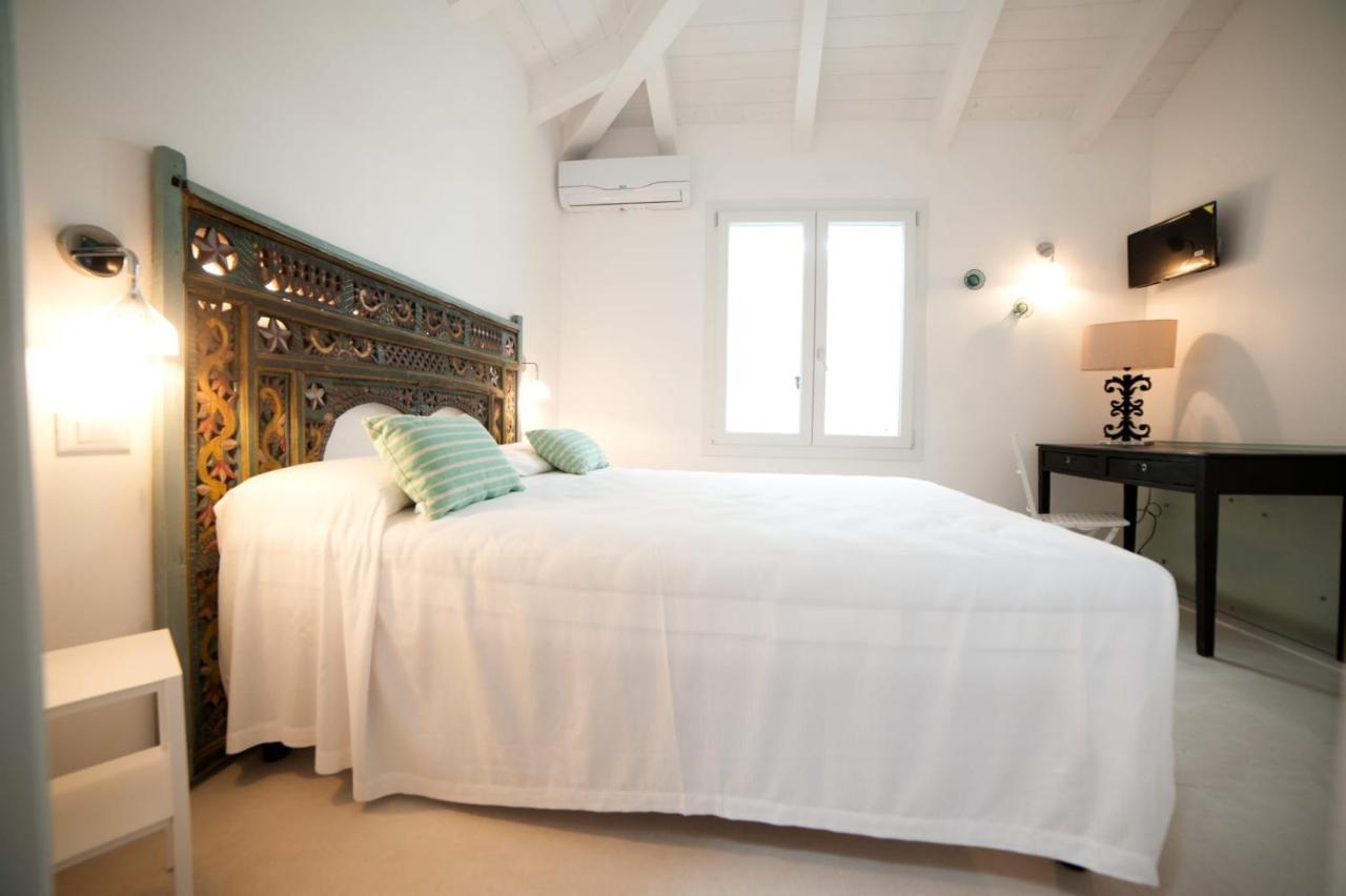 Bed & Breakfast A Mare Affitta Camere 法诺 外观 照片