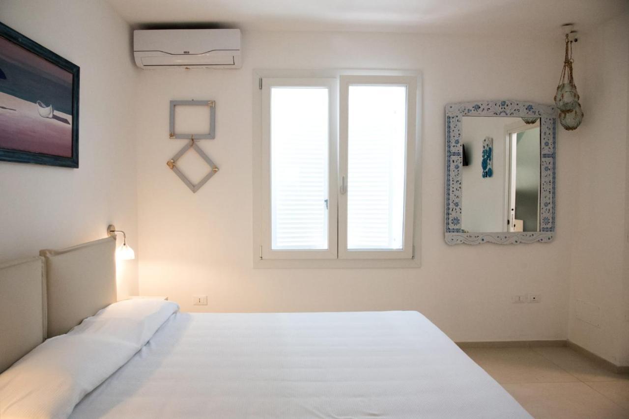 Bed & Breakfast A Mare Affitta Camere 法诺 外观 照片
