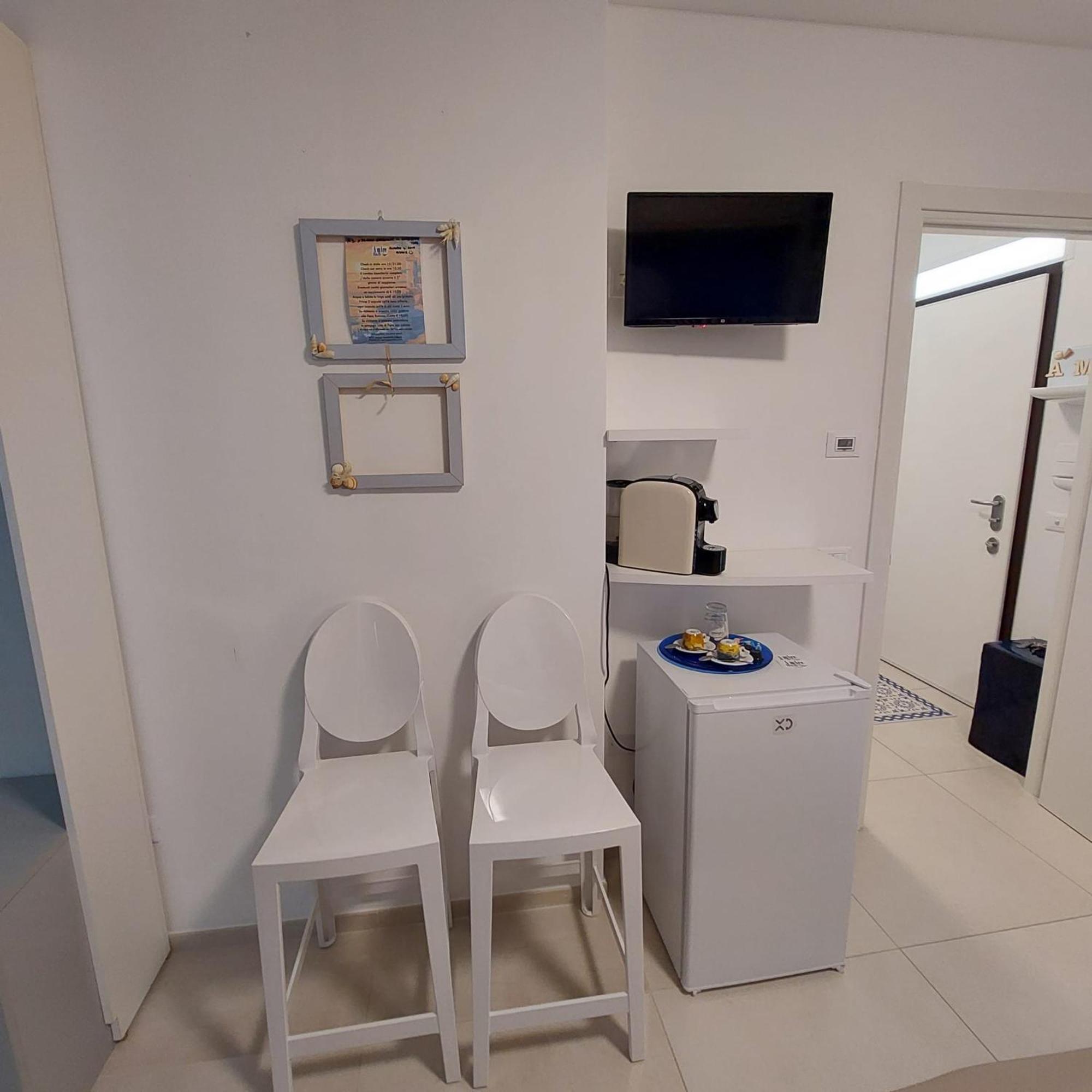 Bed & Breakfast A Mare Affitta Camere 法诺 外观 照片